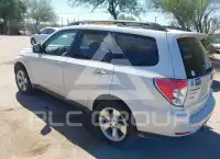 2010 Subaru Forester фото