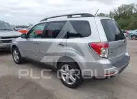 2010 Subaru Forester photo