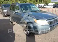2010 Subaru Forester фото