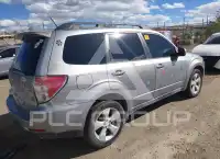 2010 Subaru Forester фото