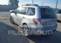 2010 Subaru Forester photo