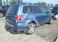 2010 Subaru Forester photo