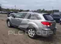 2010 Subaru Outback photo