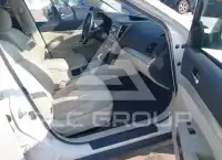 2010 Subaru Outback photo