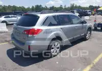 2010 Subaru Outback photo
