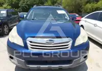2010 Subaru Outback photo
