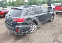 2010 Subaru Outback фото