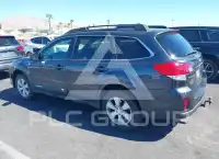 2010 Subaru Outback фото