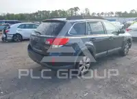 2010 Subaru Outback фото