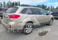 2010 Subaru Outback фото