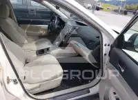 2010 Subaru Outback фото