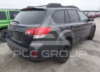 2010 Subaru Outback photo