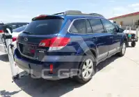 2010 Subaru Outback photo