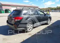 2010 Subaru Outback фото