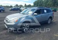 2010 Subaru Outback фото