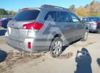 2010 Subaru Outback фото