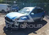 2010 Subaru Outback photo