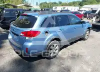 2010 Subaru Outback photo