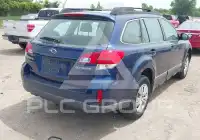 2010 Subaru Outback photo
