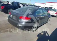 2010 Subaru Legacy фото