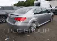 2010 Subaru Legacy photo