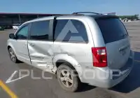 2010 Dodge Grand Caravan фото
