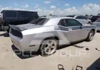 2010 Dodge CHALLENGER photo