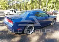 2010 Dodge CHALLENGER photo