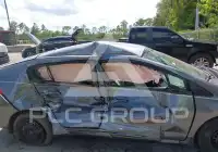 2010 Honda INSIGHT photo