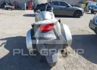 2010 Honda  фото
