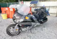 2010 Honda GL1800 фото