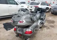 2010 Honda GL1800 фото