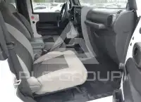 2010 Jeep WRANGLER фото