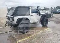 2010 Jeep WRANGLER фото