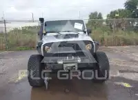 2010 Jeep WRANGLER фото