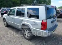 2010 Jeep COMANDER фото