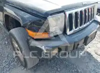 2010 Jeep COMANDER фото