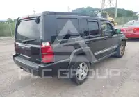 2010 Jeep COMANDER фото