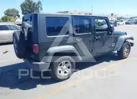 2010 Jeep WRANGLER фото
