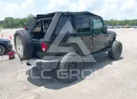 2010 Jeep WRANGLER фото