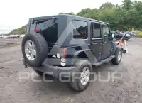 2010 Jeep WRANGLER фото