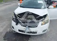 2010 Pontiac VIBE photo