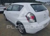 2010 Pontiac VIBE photo