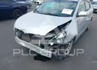 2010 Pontiac VIBE фото