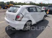 2010 Pontiac VIBE photo