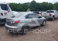 2010 Mazda 3 photo