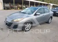 2010 Mazda 3 photo