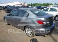 2010 Mazda 3 photo