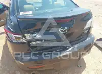 2010 Mazda 3 photo