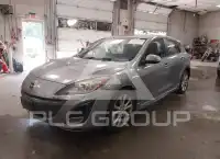 2010 Mazda 3 photo